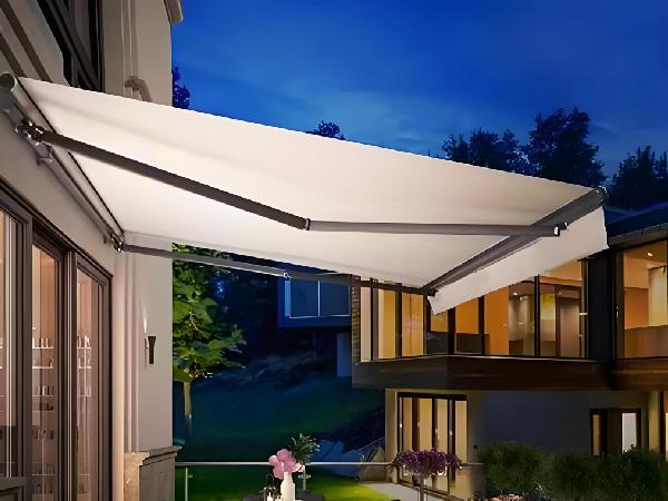 Retractable Awning