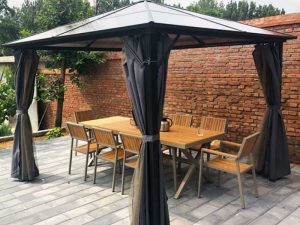 Tonnelle avec toit en polycarbonate et cadre en aluminium