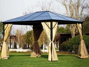 Tonnelle avec côtés étanches et cadre en aluminium