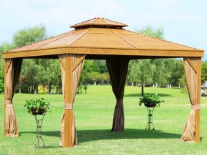 Tonnelle 3,6 x 3,6 m effet bois avec cadre aluminium et toit acier