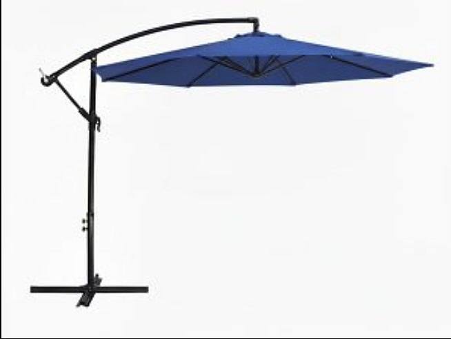 Basic offset or banana-style umbrella with a curved hanging arm